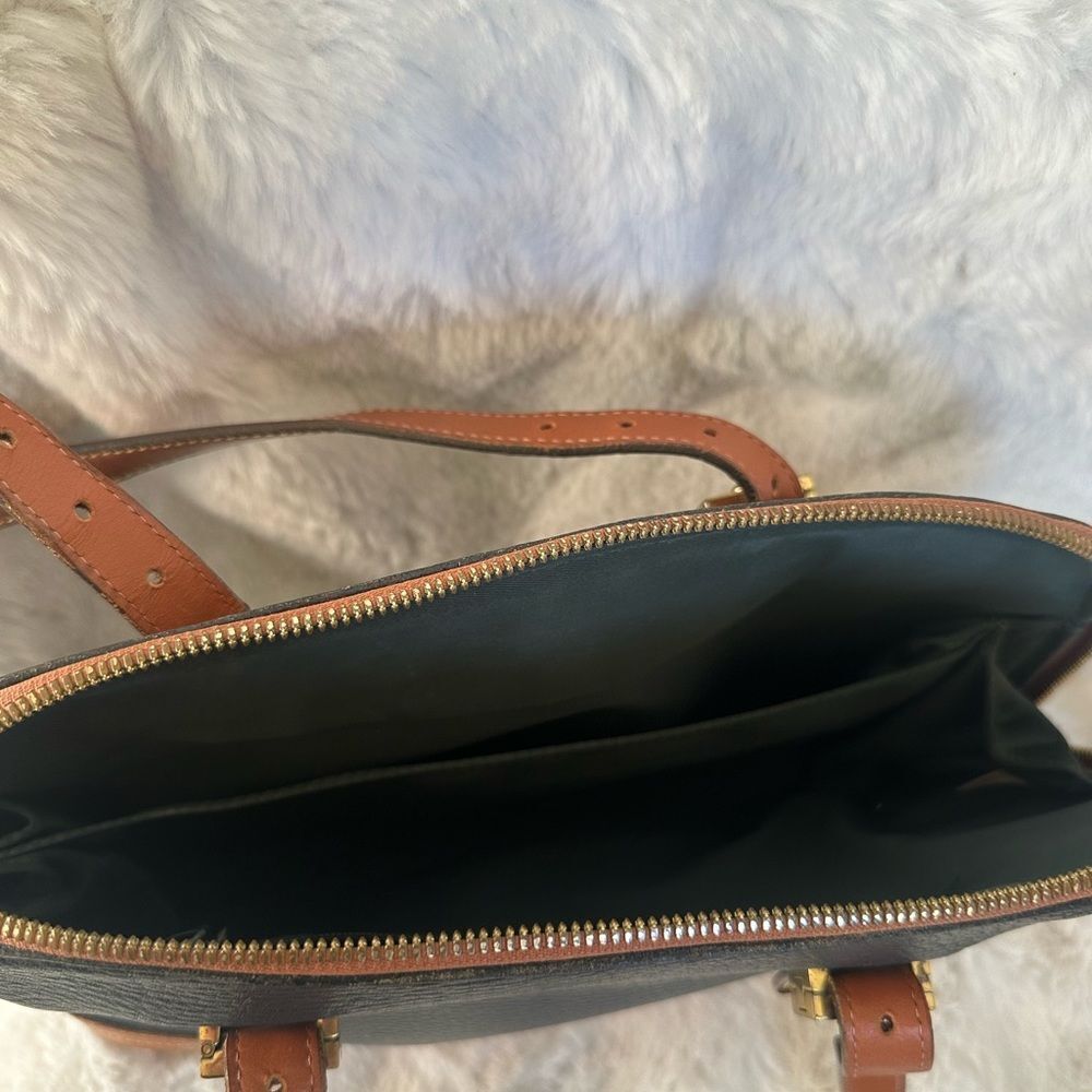 Dooney & Bourke Vintage Shoulder Bag All Weather Pebbeled Leather Dome Top Black - Picture 8 of 12